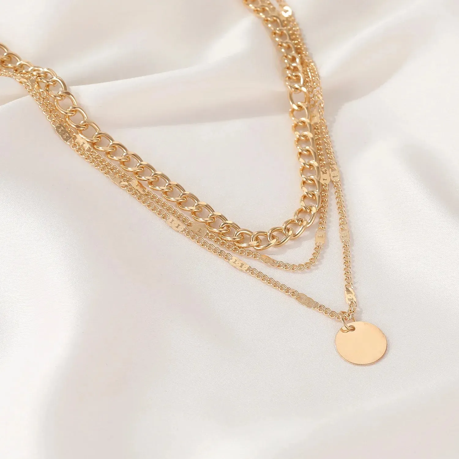 European Personality Metal Clavicle Retro Geometric Disc Wafer Gift Necklake