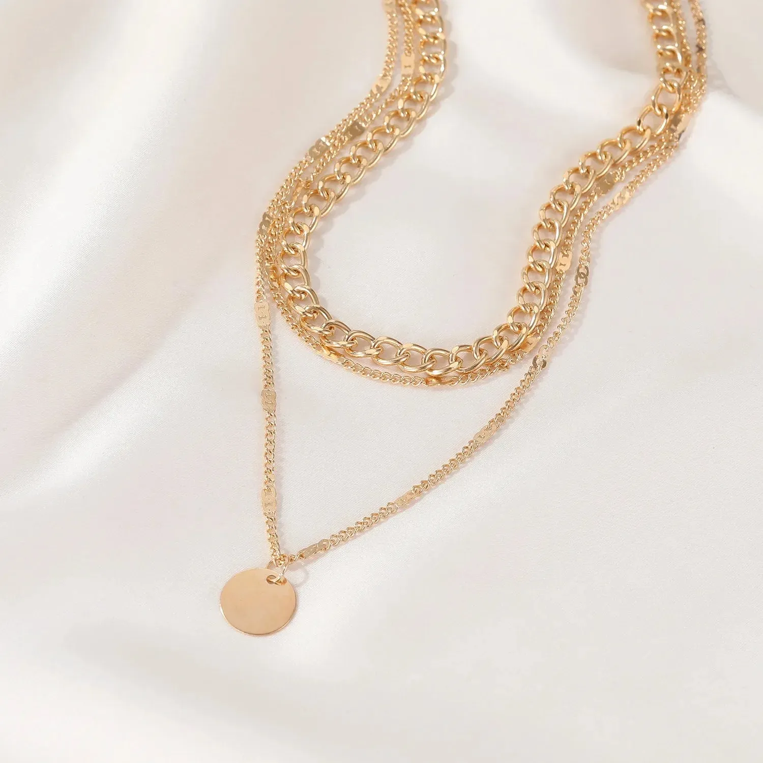 European Personality Metal Clavicle Retro Geometric Disc Wafer Gift Necklake